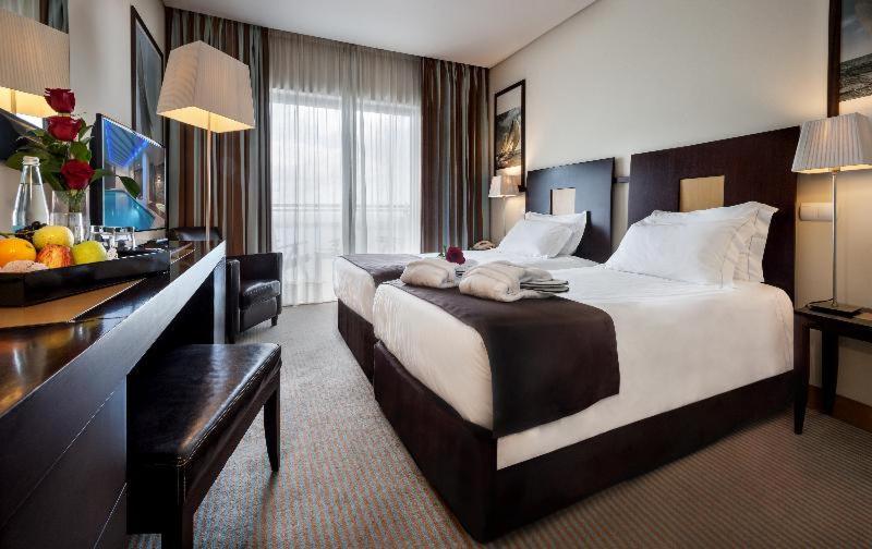 Hotel Marina Atlantico Ponta Delgada  Bilik gambar