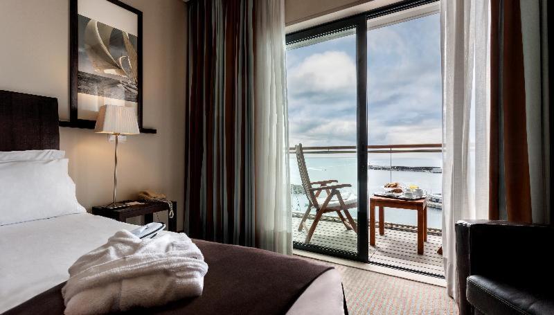 Hotel Marina Atlantico Ponta Delgada  Bilik gambar
